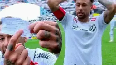 Neymar, Hakem Hatasıyla Oyundan Alındı