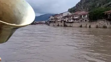 Yeşilırmak'ta Sel ve Taşkın Riski: Tokat ve Amasya'da Okullar Tatil Edildi
