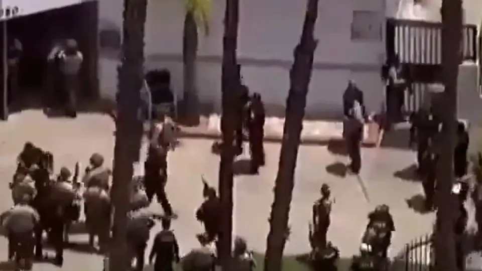 ABD'de Caminin Çevresinde Silahlı Saldırı: 2 Ölü, Çok Sayıda Yaralı