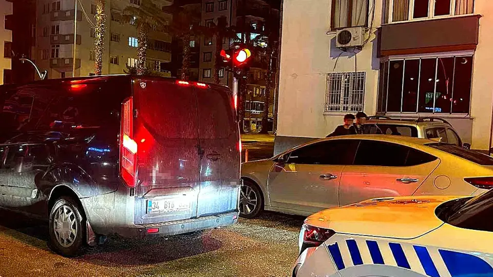 Adana'da Silahlı Saldırı: 1 Ağır Yaralı, 2 Şüpheli Gözaltında