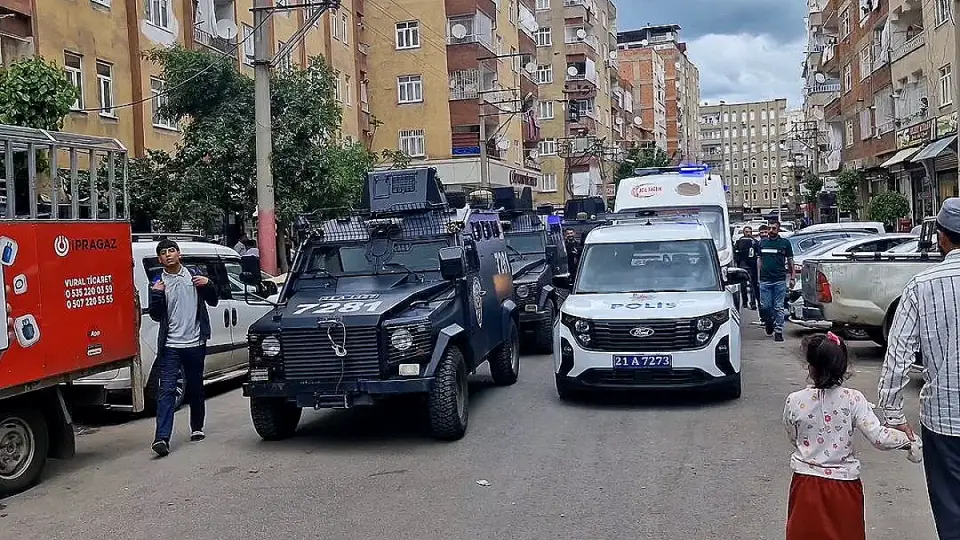 Diyarbakır'da Kavga: 3 Yaralı