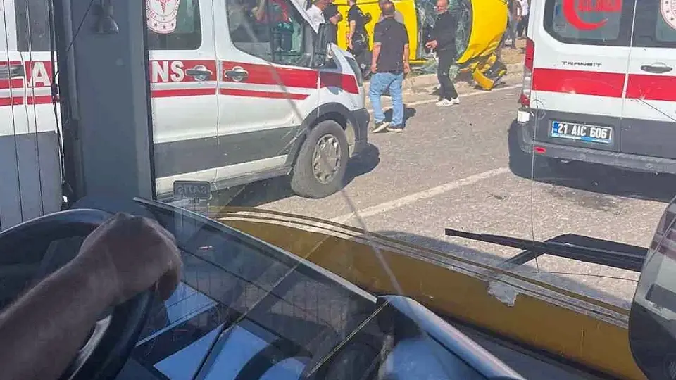 Diyarbakır'da Trafik Kazası: 6 Yaralı