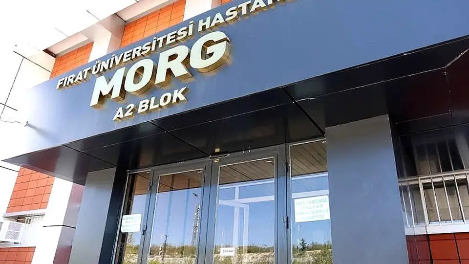 Elazığ'da 5. kattan düşen 17 yaşındaki genç hayatını kaybetti