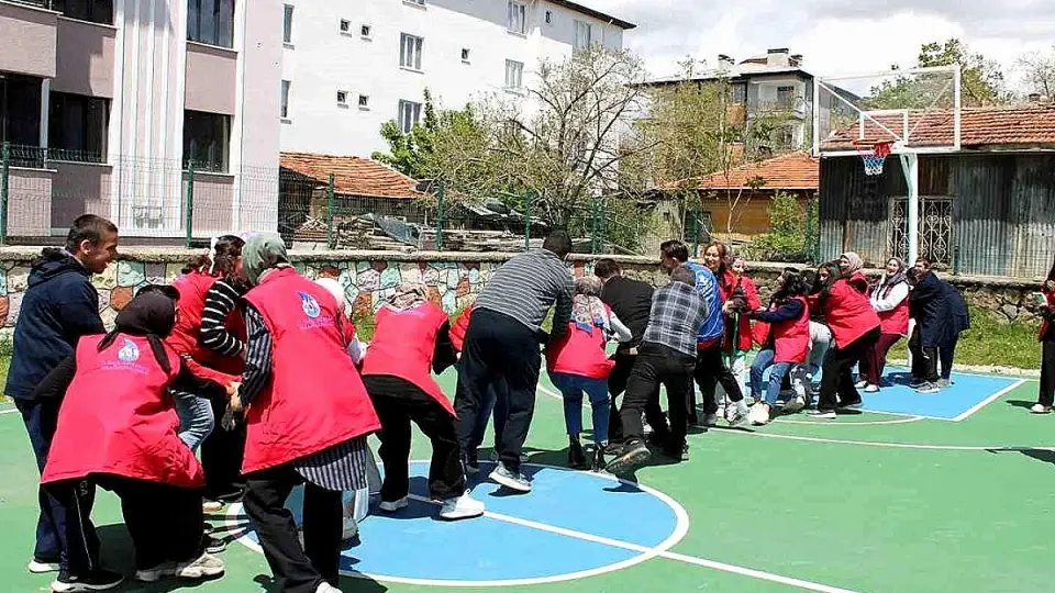 Erzincan'da Özel Eğitim Öğrencileriyle "Engel Yok" Etkinliği Düzenlendi