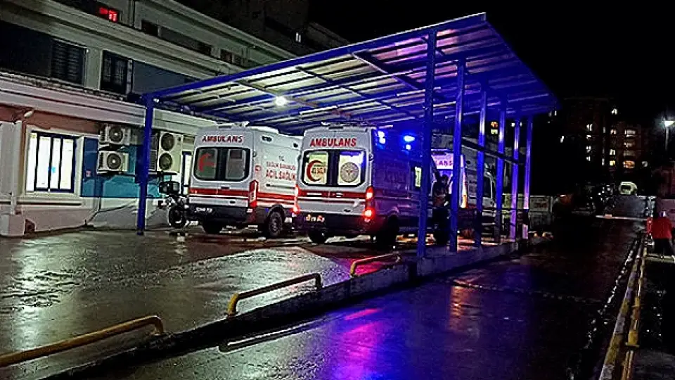 Fabrikada Gıda Zehirlenmesi: 21 İşçi Hastaneye Kaldırıldı