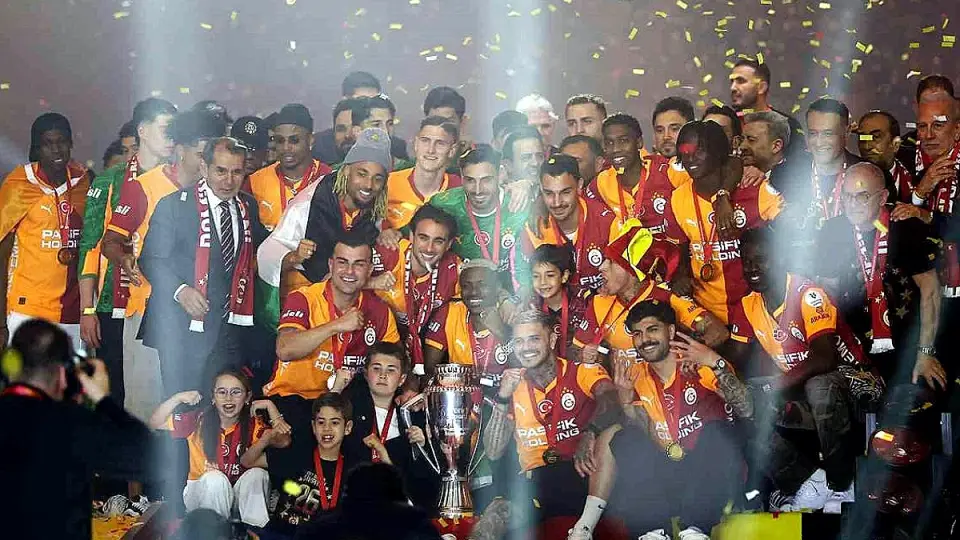 Galatasaray, 26. Şampiyonluğunu Kutluyor: Tarihi Bir Başarı