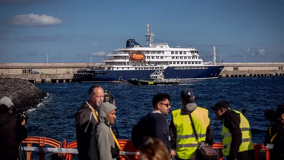 Hantavirüs Salgınıyla Mücadele Eden MV Hondius Gemisi Hollanda'ya Ulaştı: Karantina Süreci Başladı