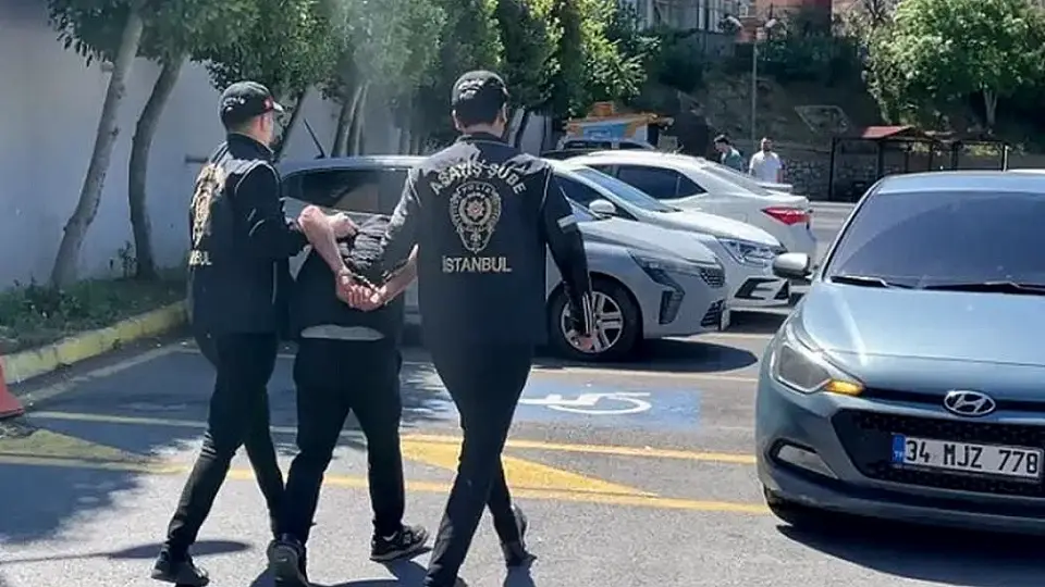 İran Uyruklu Kadının Kimliği Diş İmplantı ve Platinle Tespit Edildi, Şüpheli Tutuklandı