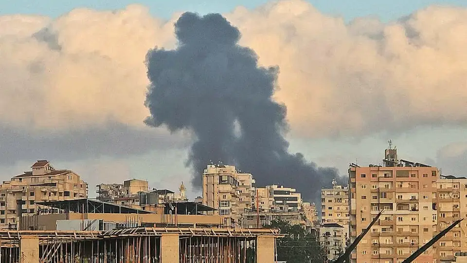 İsrail'den Lübnan'a Yeni Hava Saldırıları: Orta Doğu'da Gerilim Tırmanıyor