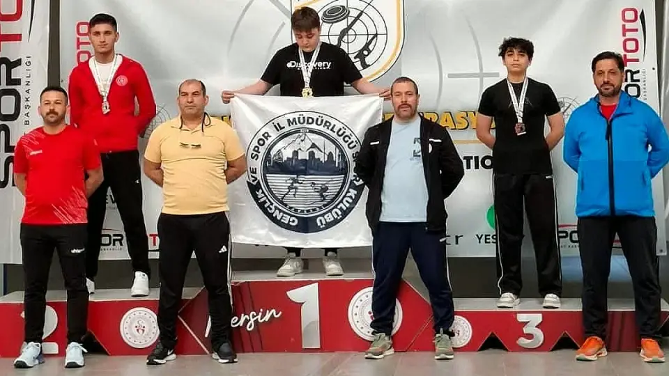 Mehmet Ali Kaya, Havalı Silahlar Yarışmasında Türkiye Üçüncüsü Oldu