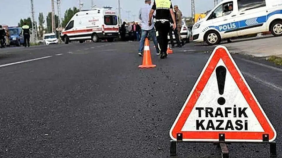 Muğla'da İki Motosiklet Çarpıştı: 2 Sürücü Hayatını Kaybetti, 1 Rus Vatandaş Ağır Yaralandı