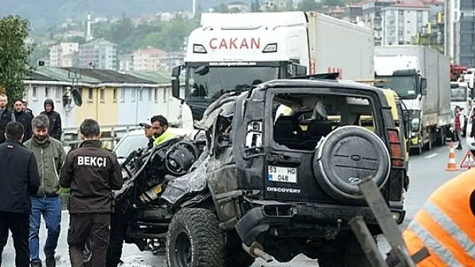 Rize'de Trafik Kazası: 1 Ölü, 7 Yaralı
