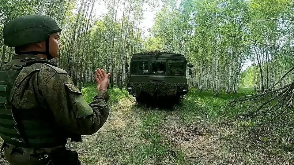 Rusya ve Belarus'ta Nükleer Tatbikat Başladı