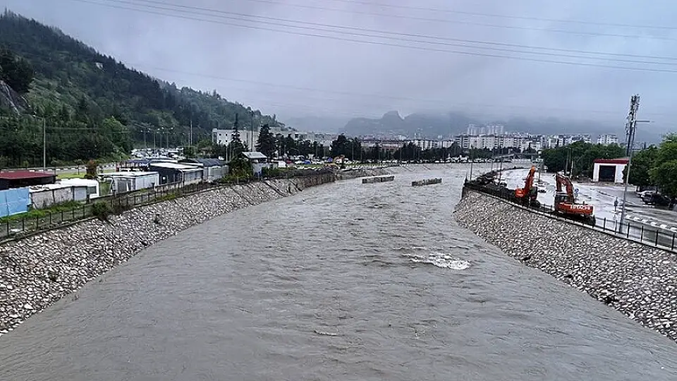 Tokat'ta Taşkın Nedeniyle 4 Bin Haneden Fazla Konut Tahliye Edildi