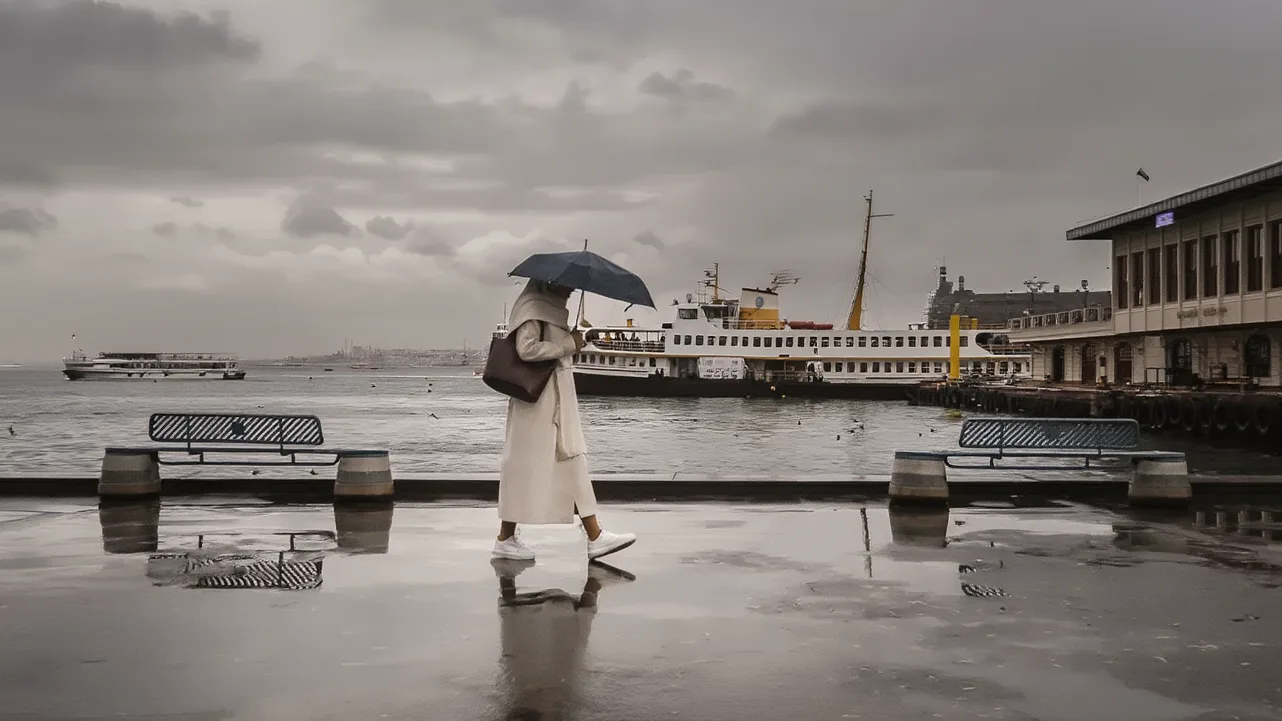 AKOM Uyardı: İstanbul'da Sıcaklıklar Aniden Düşecek