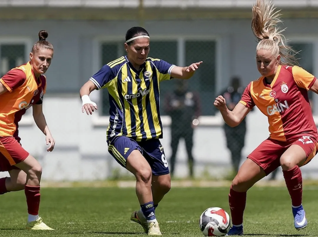 Galatasaray'dan Fenerbahçe'ye Karşı Nefes Kesen Galibiyet