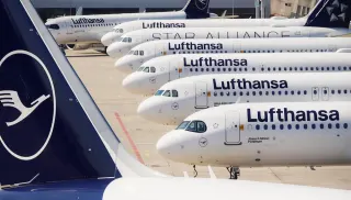 Lufthansa, İran Savaşının Etkisiyle 20 Bin Uçuş İptal Etti