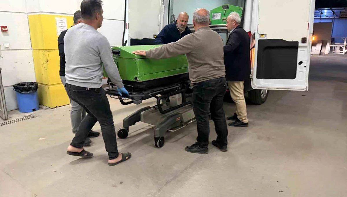 İkinci Kattan Düşen 19 Yaşındaki Genç Hayatını Kaybetti