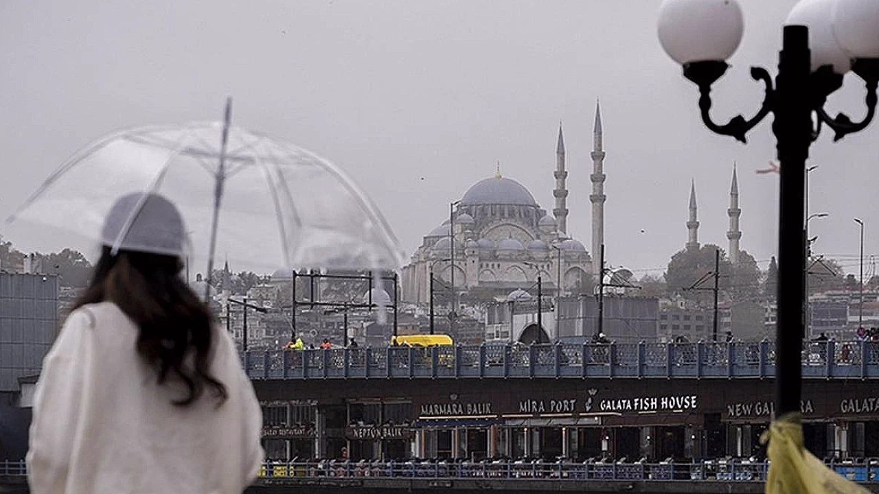 AKOM'dan İstanbul Hava Durumu Açıklaması: Yeni Haftada Yağış Bekleniyor
