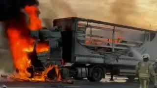 Çatalca'da Seyir Halindeki TIR Alevlere Teslim Oldu