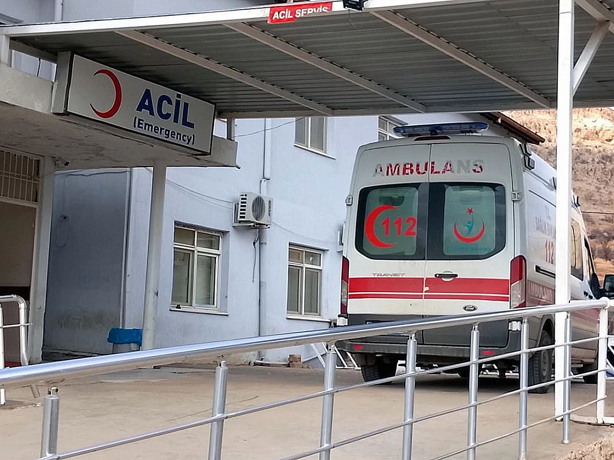 Elektrikli Fırında Ekmek Pişirirken Akıma Kapılan 18 Yaşındaki Genç Hayatını Kaybetti