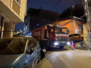 Eyüpsultan'da Bodrum Katında Yangın: 4 Ağır Yaralı