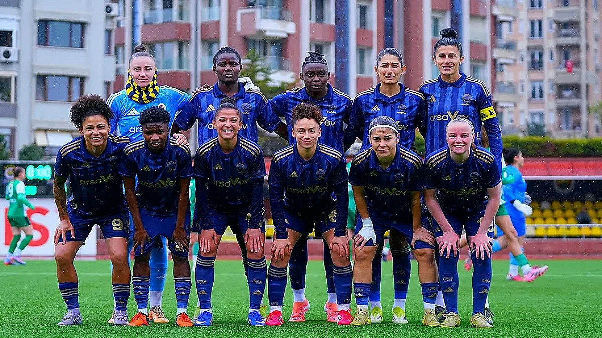 Fenerbahçe Kadın Futbol Takımı: "Şampiyon olduk!"