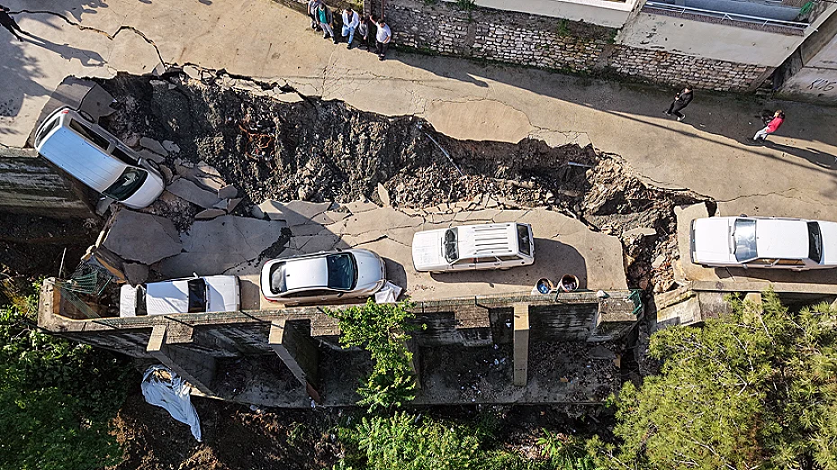 Hatay'da Sağanak Afeti: 3 Can Kaybı, 2 Kişi Kayıp