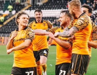 Hull City Premier Lig'e Yükselme Şansını Değerlendiriyor