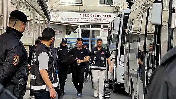 İBB'ye Yolsuzluk Operasyonunda Yeni Gelişme: Gözaltına Alınanlar Sağlık Kontrolüne Getirildi