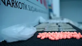 İstanbul'da 1 Ton Yakın Uyuşturucu Hap Ele Geçirildi