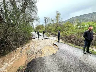 Karabük'te Sel ve Dolu Afeti: 3 Kişi Kurtarıldı
