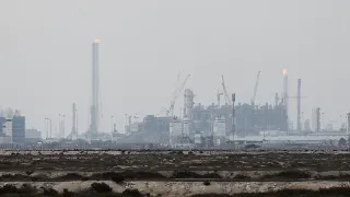 Katar'dan Hürmüz Boğazı'ndan İlk LNG Sevkiyatı