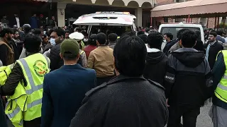 Pakistan'da Pazar Yerinde Patlama: 9 Kişi Hayatını Kaybetti
