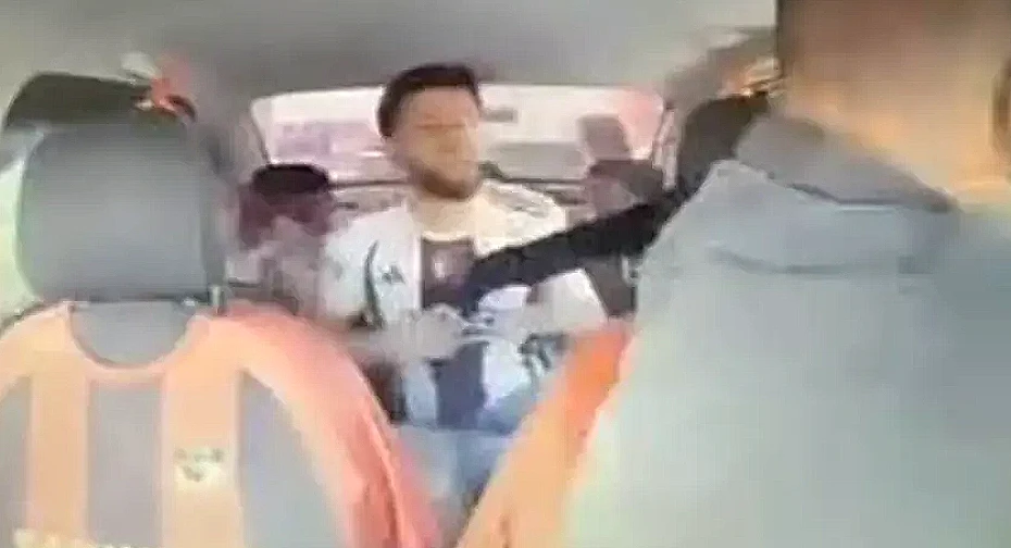 Silahlı Saldırganın Rehin Aldığı Taksi Şoförünün Müdahalesiyle Yakalanması
