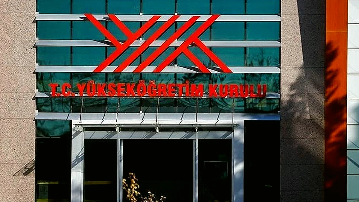 Yükseköğretim Kurulu (YÖK), İstanbul Bilgi Üniversitesi'nin Faaliyet İznini Kaldırdı